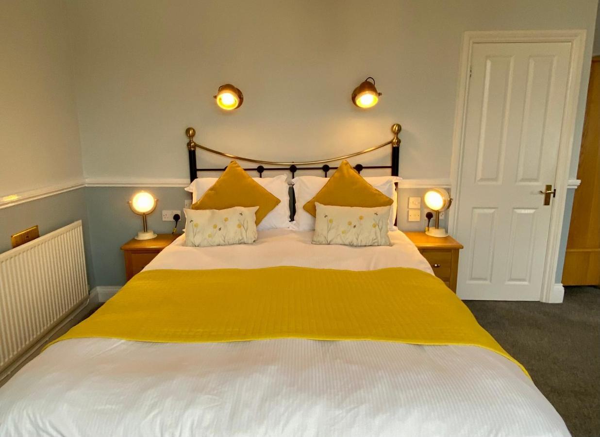 Sunny Bank Guest House Тенбі Екстер'єр фото